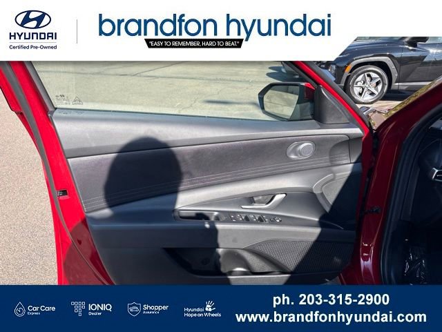 Certified 2026 Hyundai Elantra SE w/ Cargo Package FWD image 11