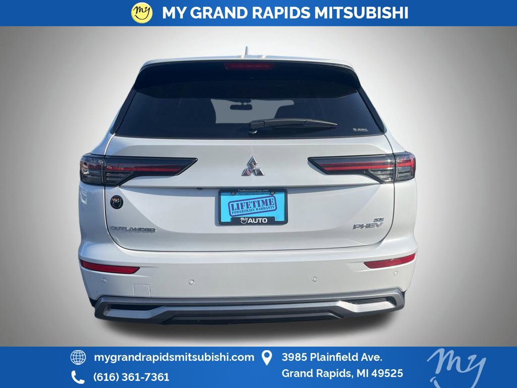 New 2026 Mitsubishi Outlander SE AWD/4WD image 4