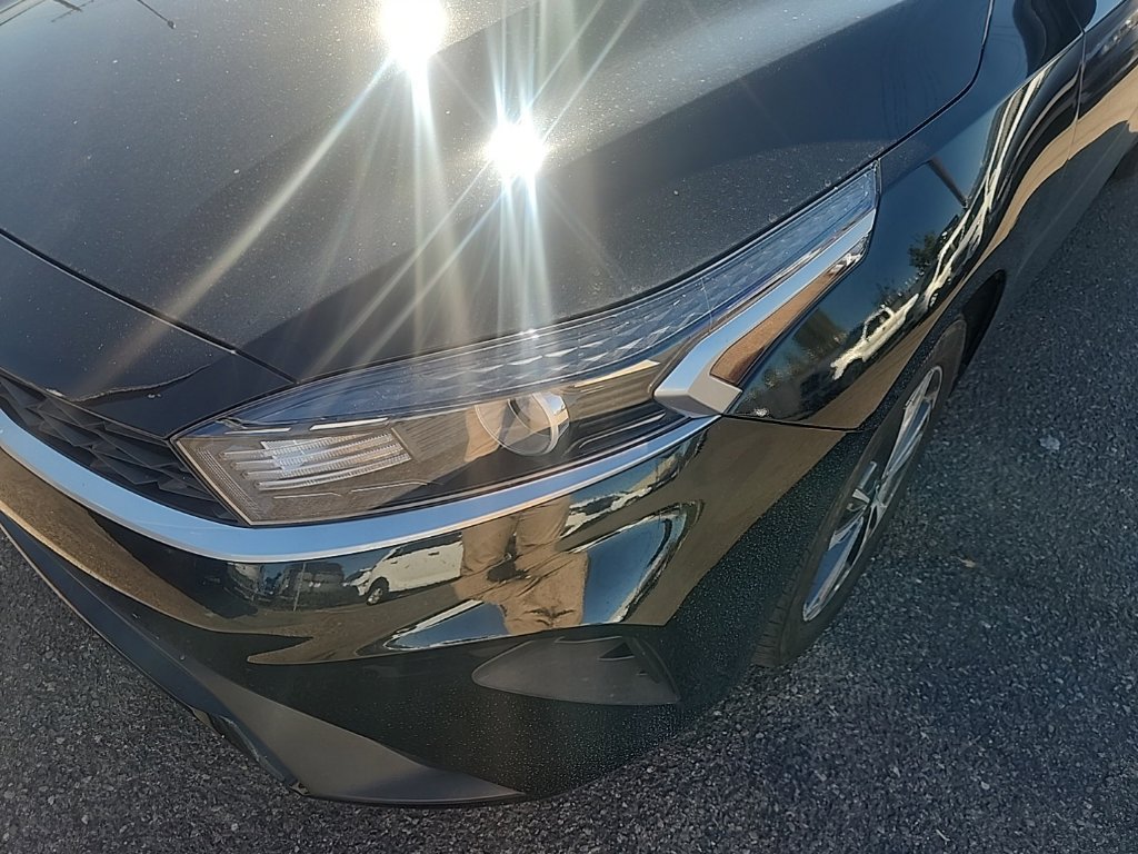 Certified 2023 Kia Forte LXS FWD image 6
