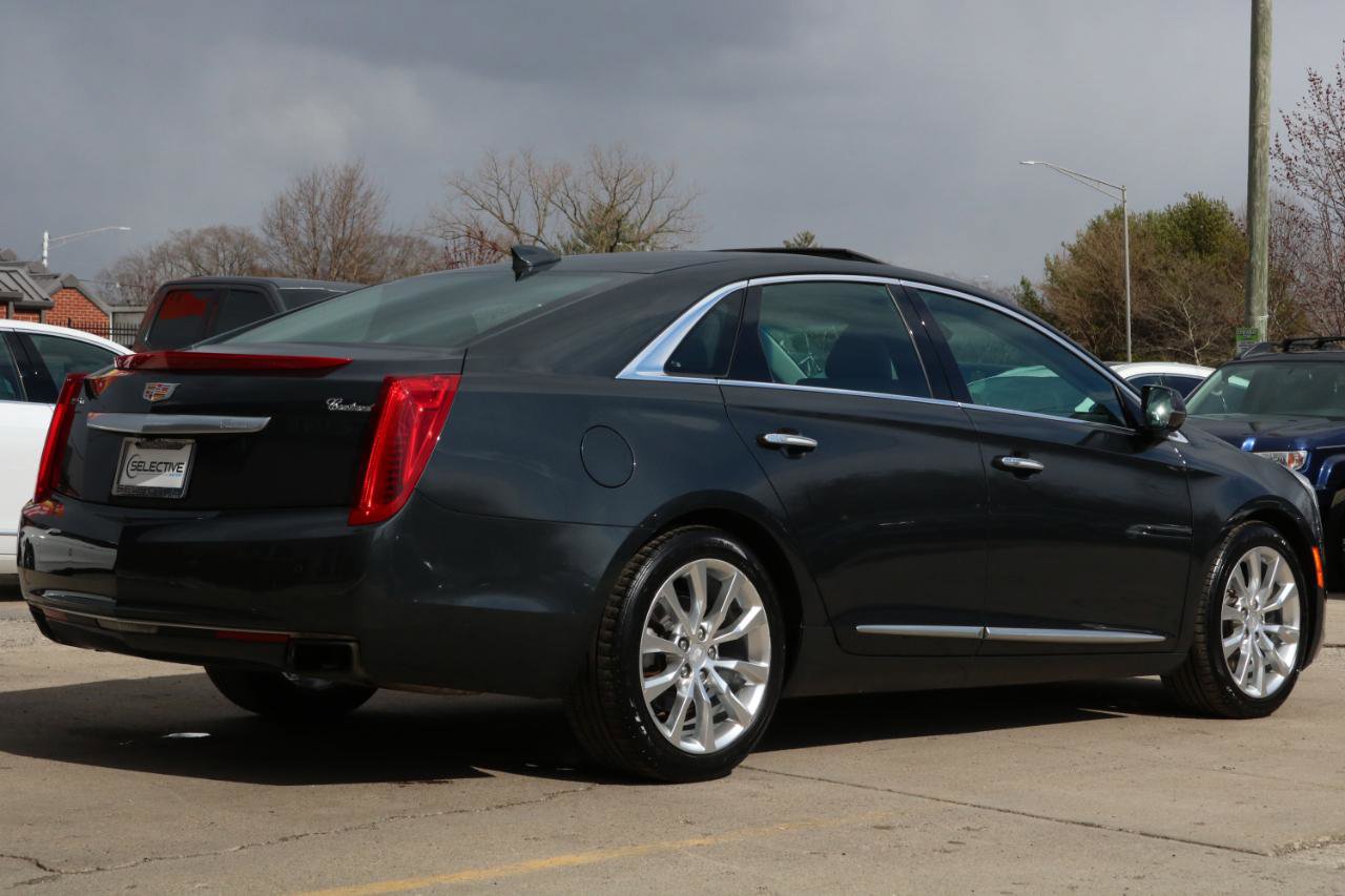 Used 2016 Cadillac XTS Luxury w/ Driver Awareness Package image 9