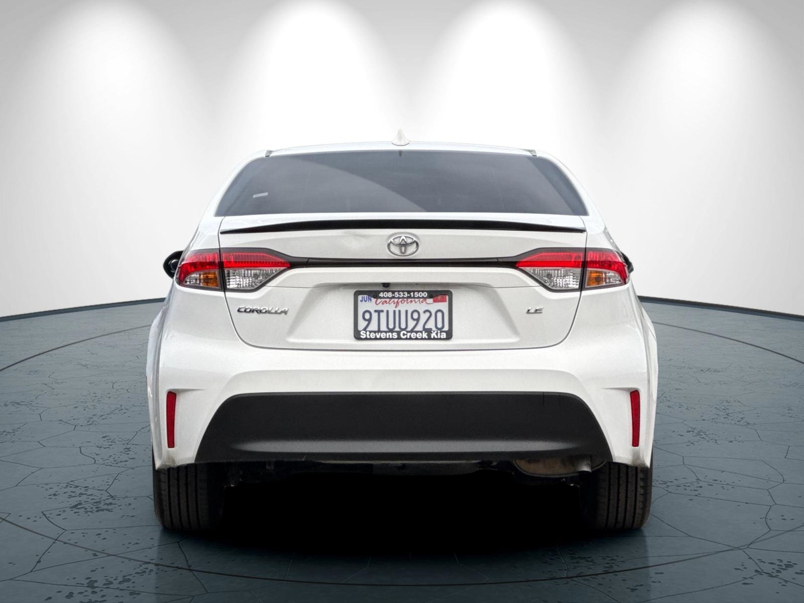 Used 2023 Toyota Corolla LE image 5