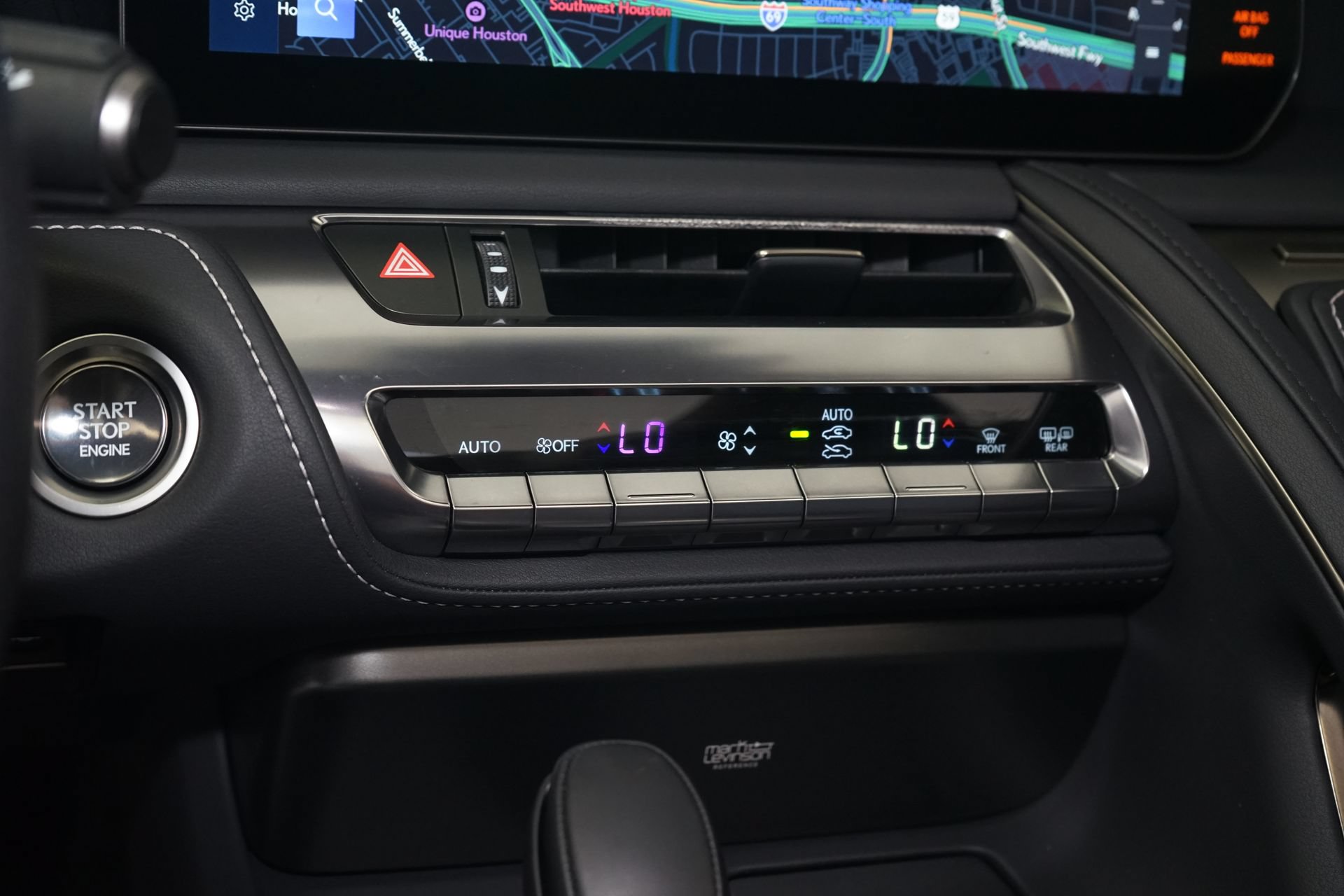 Used 2024 Lexus LC 500 Convertible w/ Touring Package RWD image 17