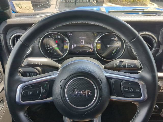 Used 2022 Jeep Wrangler Unlimited Sahara w/ Safety Group AWD/4WD image 30