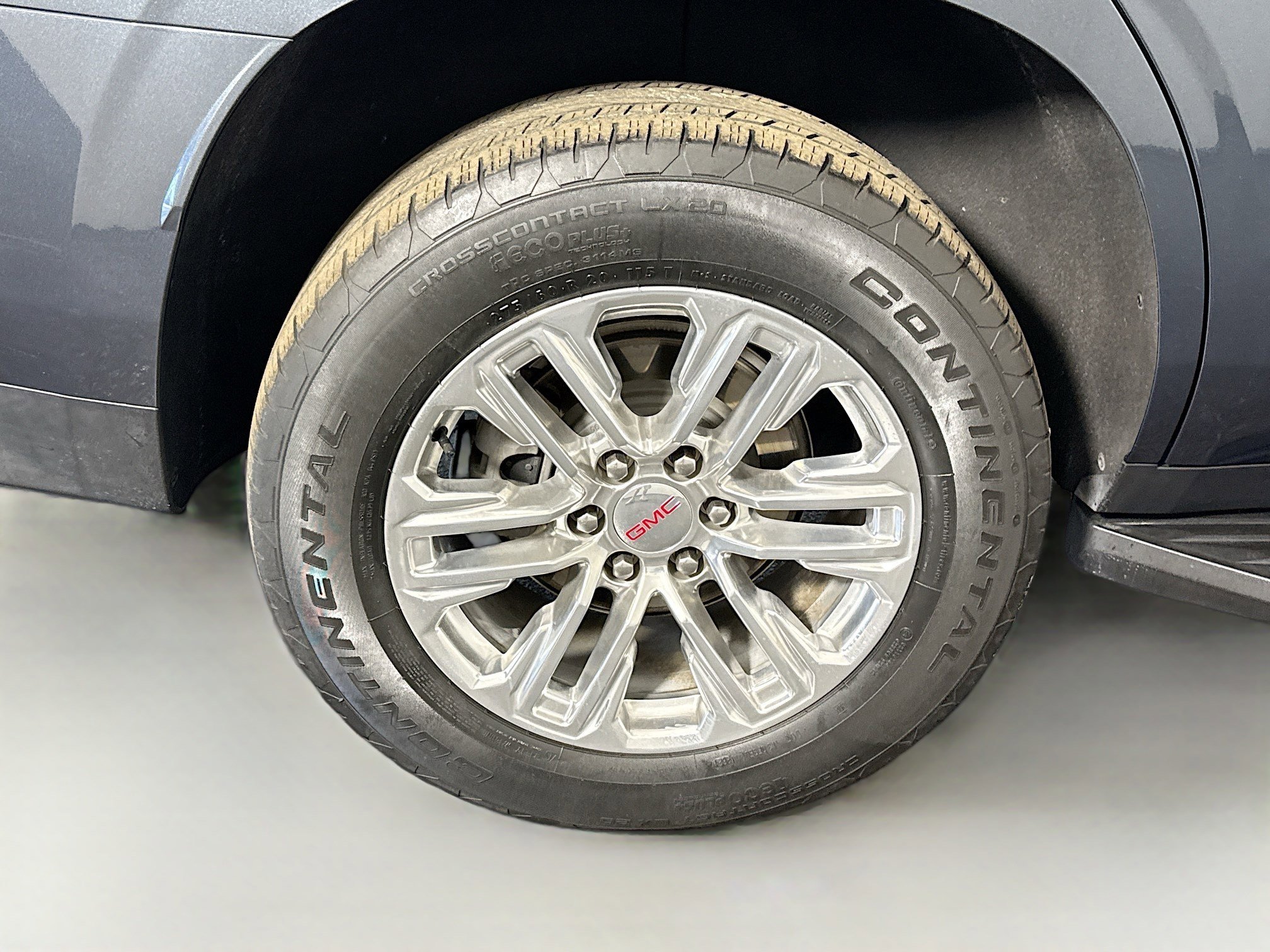 Used 2021 GMC Yukon SLT w/ SLT Luxury Package image 33