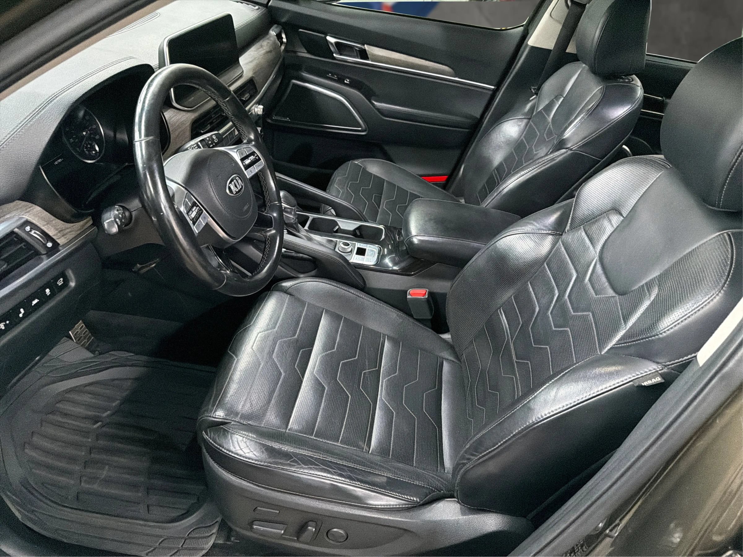 Used 2020 Kia Telluride SX w/ SX Prestige Package AWD/4WD image 13