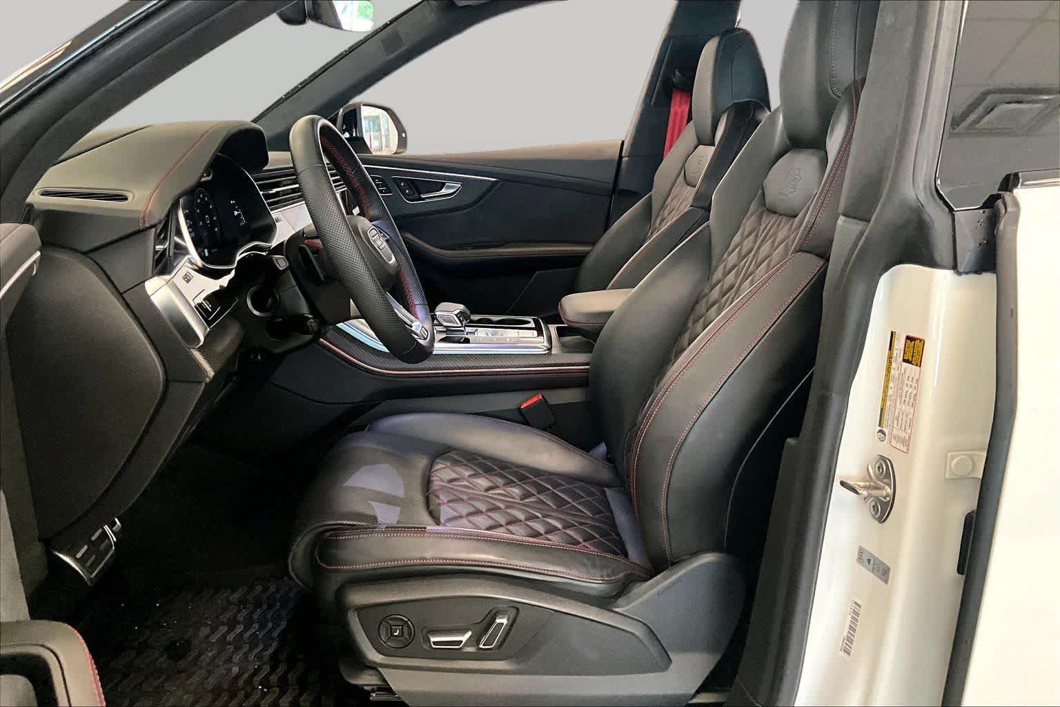 Used 2025 Audi SQ8 Prestige AWD/4WD image 7