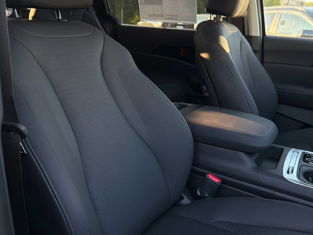 New 2027 Kia Carnival SX Prestige FWD image 12