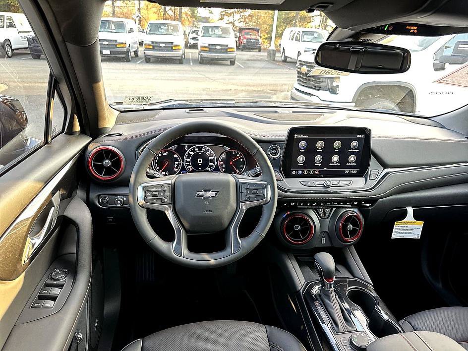 New 2024 Chevrolet Blazer RS AWD/4WD image 9