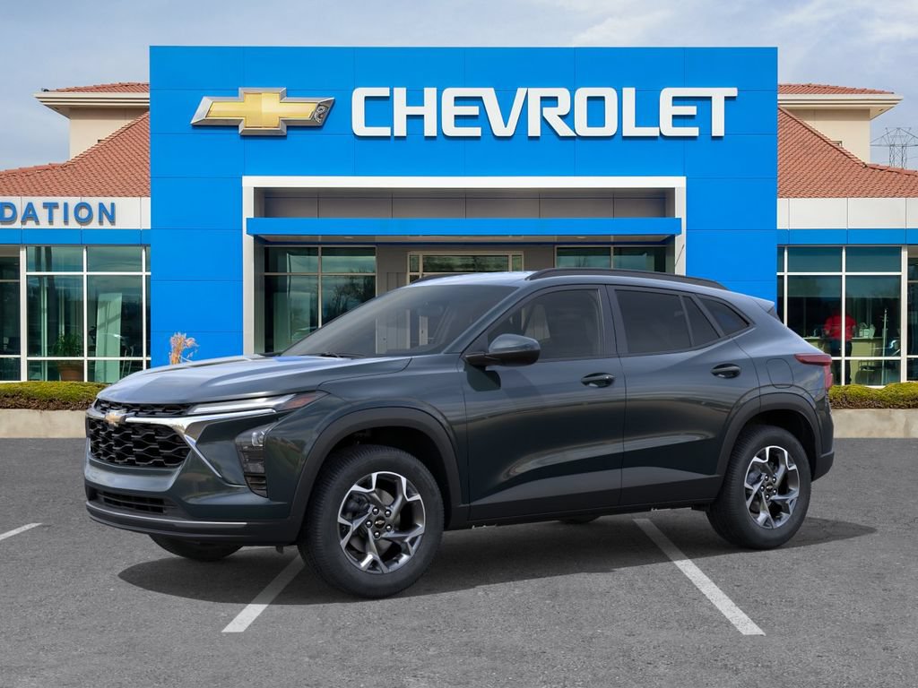 New 2026 Chevrolet Trax LT w/ LT Convenience Package FWD image 2