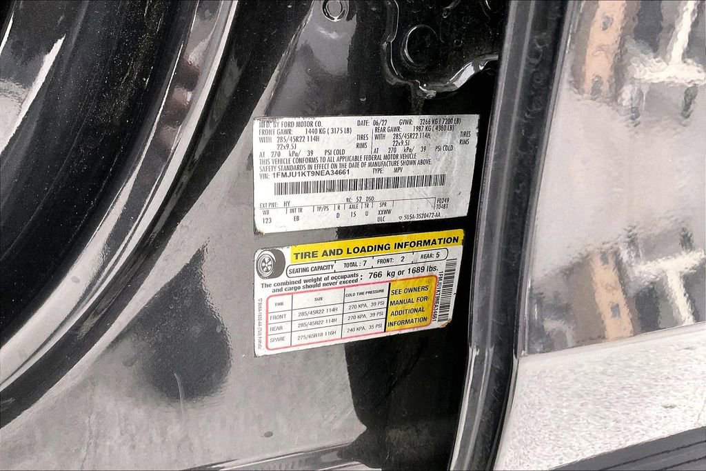 Used 2022 Ford Expedition Limited image 37