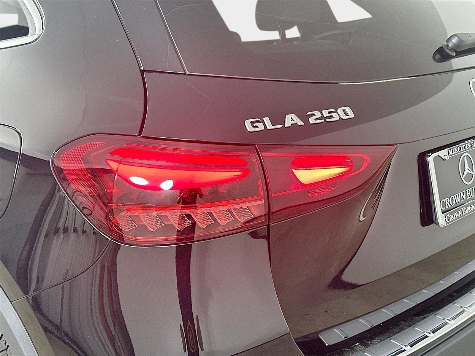 Certified 2026 Mercedes-Benz GLA 250 4MATIC image 42