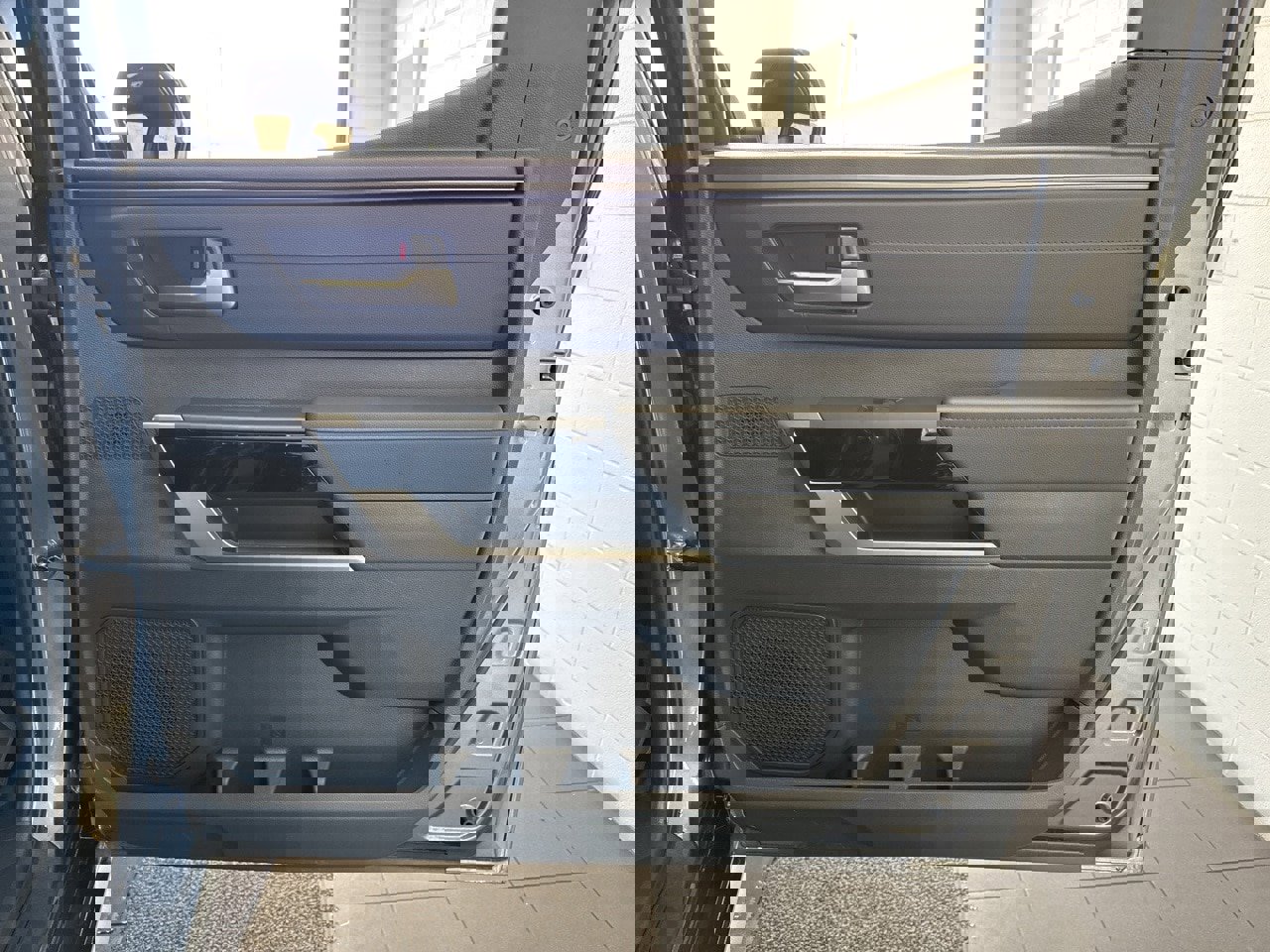 Used 2025 Toyota Tundra Limited image 49