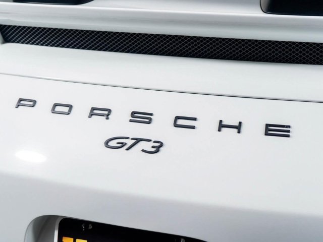 Used 2018 Porsche 911 GT3 w/ Sport Chrono Package RWD image 14
