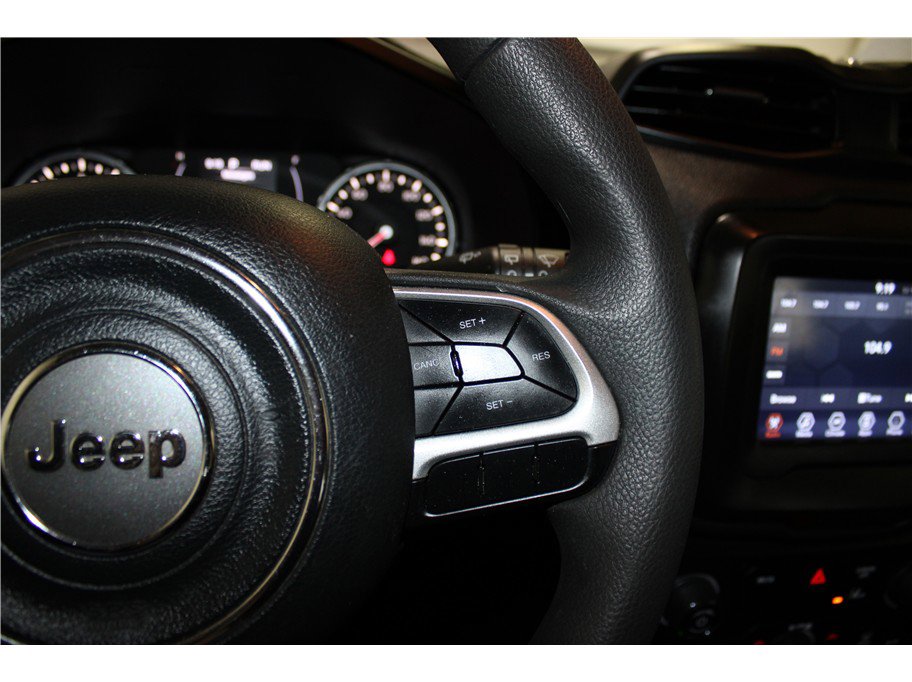 Used 2021 Jeep Renegade Sport image 28