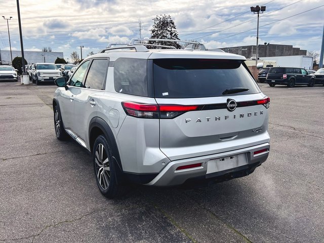 Used 2023 Nissan Pathfinder Platinum w/ Cargo Package image 8