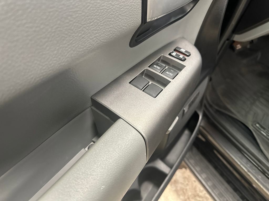 Used 2014 Toyota Sequoia Limited AWD/4WD image 16