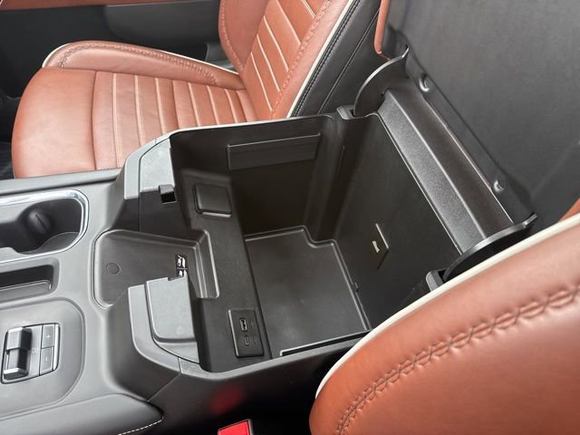 Used 2024 GMC Sierra 2500 Denali Ultimate image 32