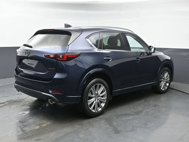 Used 2023 MAZDA CX-5 Signature AWD/4WD image 5