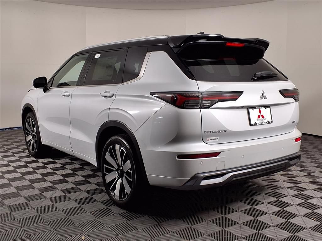 New 2026 Mitsubishi Outlander SEL FWD image 5
