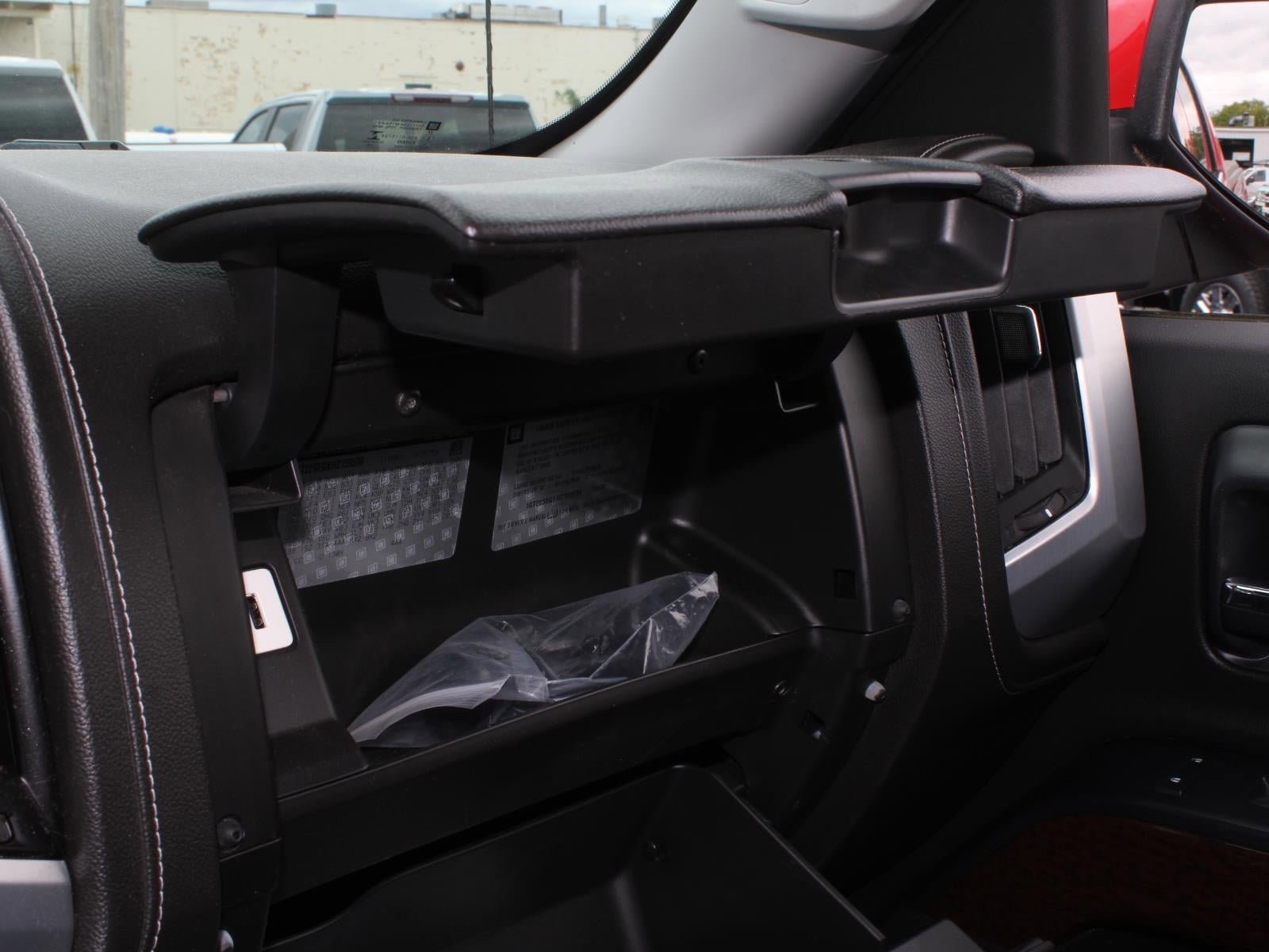 Used 2017 GMC Sierra 2500 SLE w/ SLE Convenience Package AWD/4WD image 13