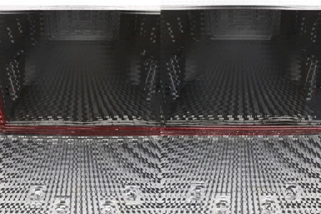 Used 2019 RAM 1500 Express w/ Express Value Package image 11