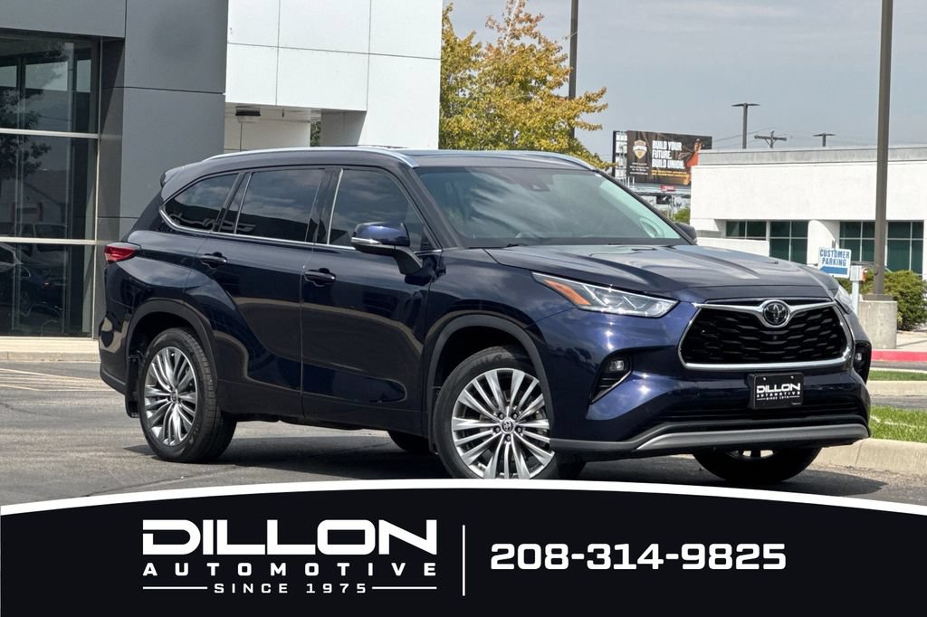Used 2020 Toyota Highlander Platinum AWD/4WD image 2