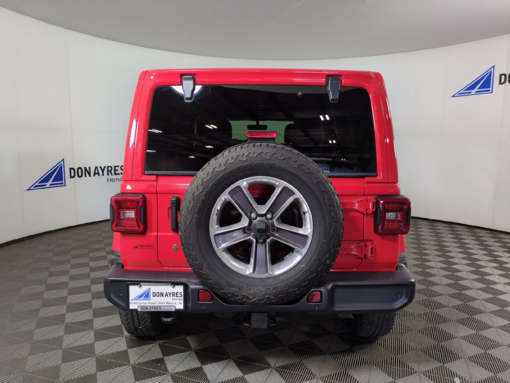Used 2020 Jeep Wrangler Unlimited Sahara AWD/4WD image 4