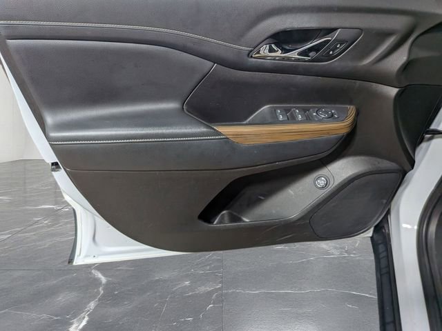 Used 2019 GMC Acadia SLE image 14