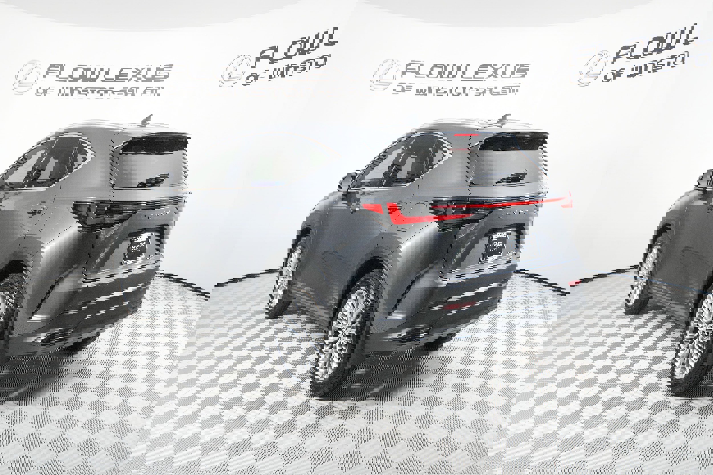 Used 2025 Lexus NX 350 AWD w/ Premium Package image 5