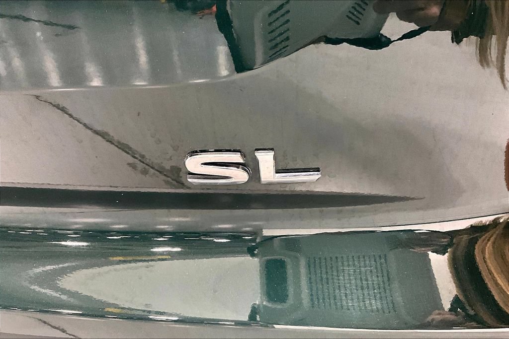 Used 2025 Nissan Pathfinder SL FWD image 38