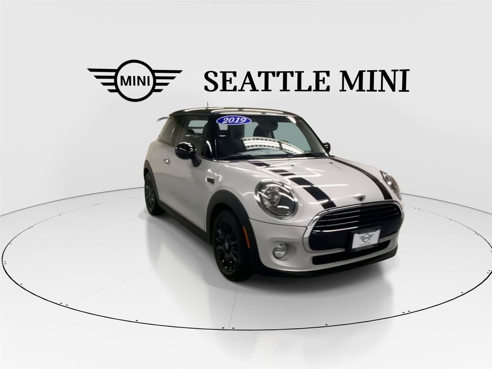 Used 2019 MINI Cooper 2-Door Hardtop FWD image 13