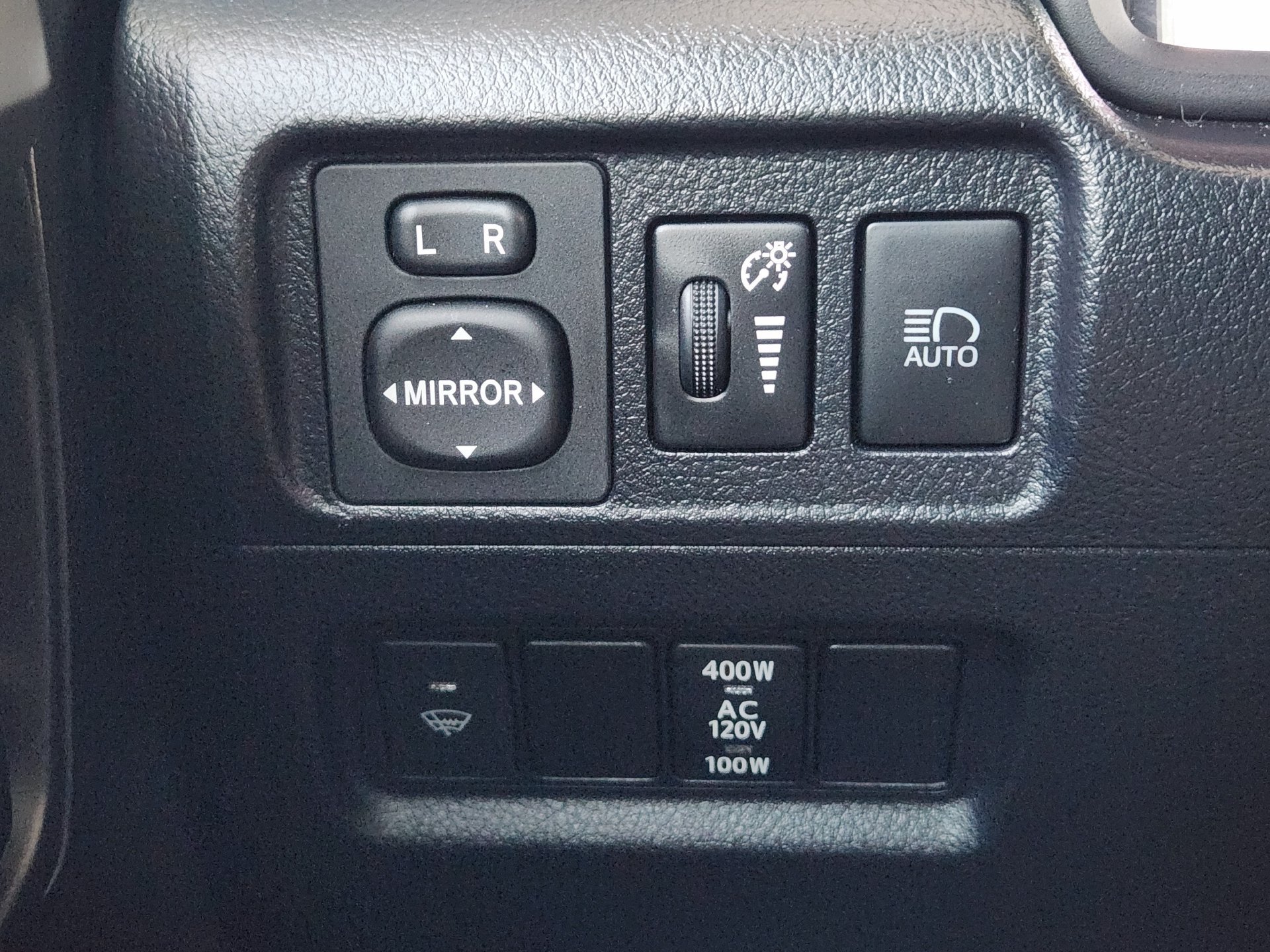 Used 2020 Toyota 4Runner SR5 Premium AWD/4WD image 22