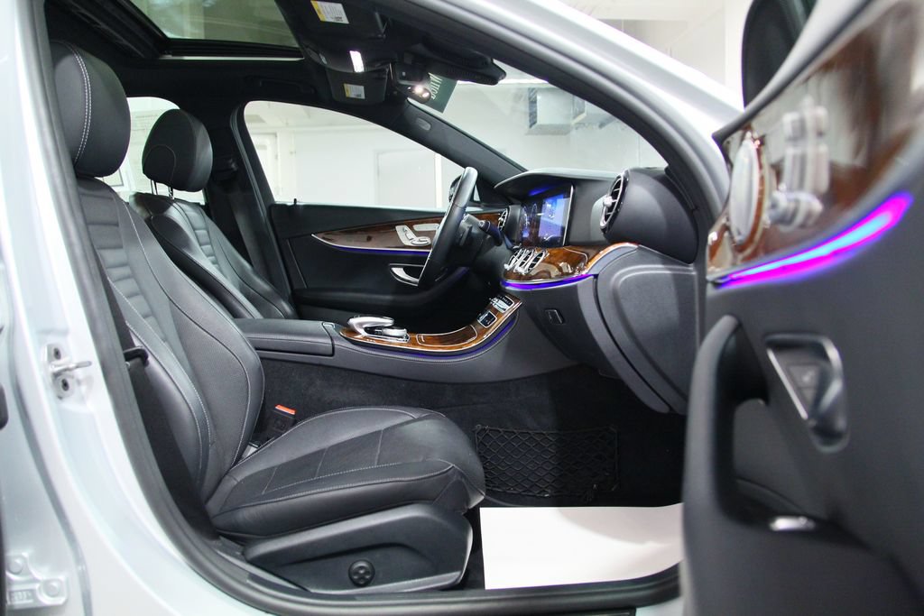 Certified 2020 Mercedes-Benz E 350 4MATIC Sedan image 21
