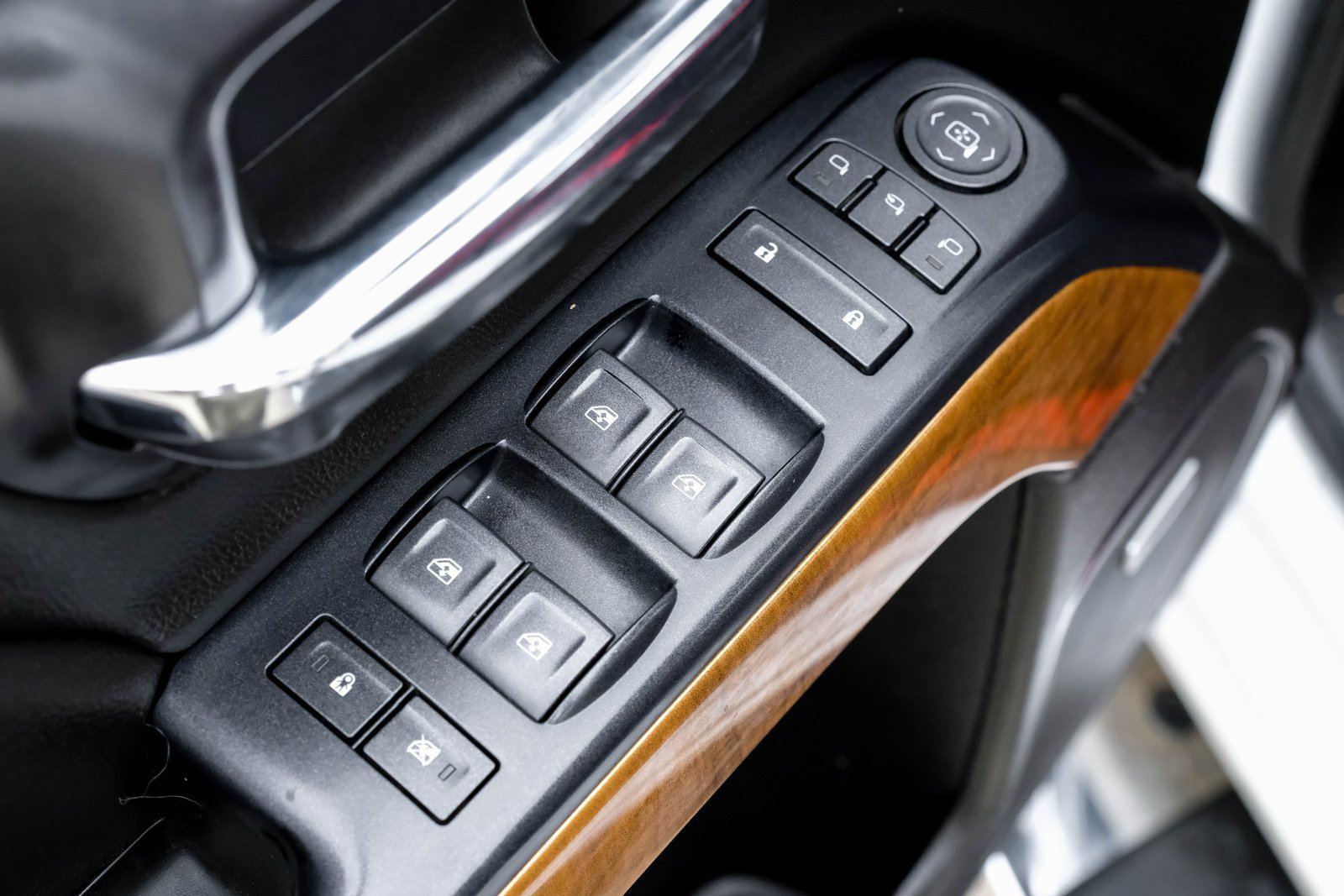 Used 2019 Chevrolet Silverado 3500 LTZ w/ Duramax Plus Package image 37