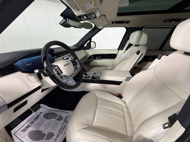 Used 2025 Land Rover Range Rover Autobiography AWD/4WD image 5