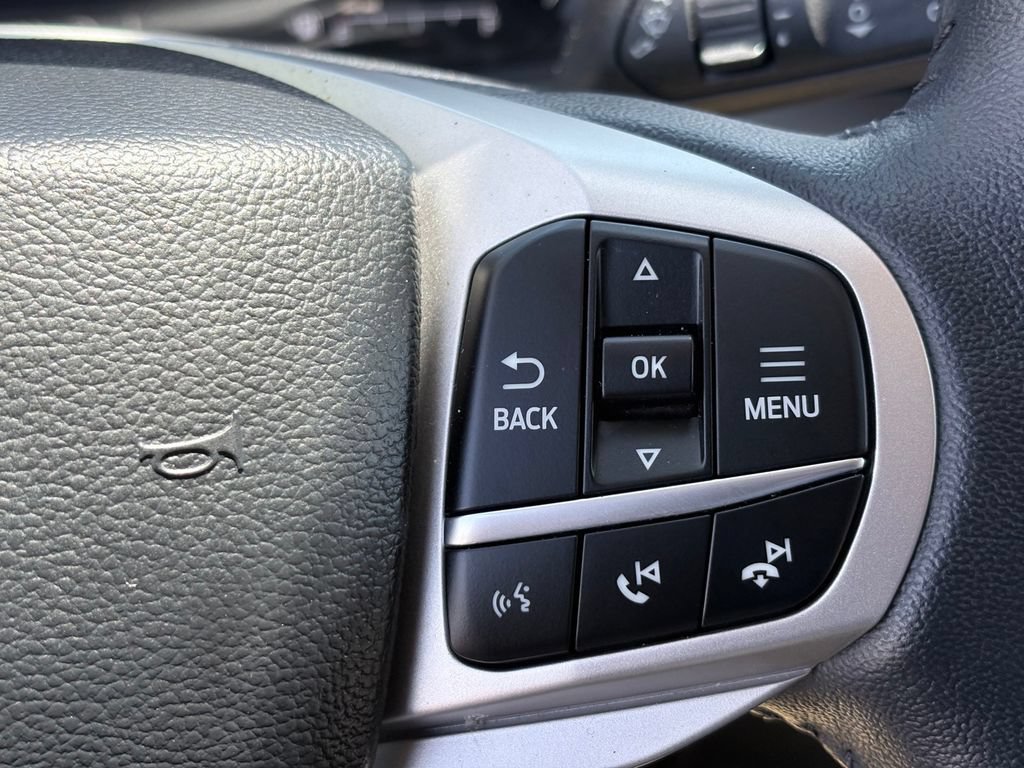 Used 2023 Ford Explorer XLT w/ Equipment Group 202A AWD/4WD image 16