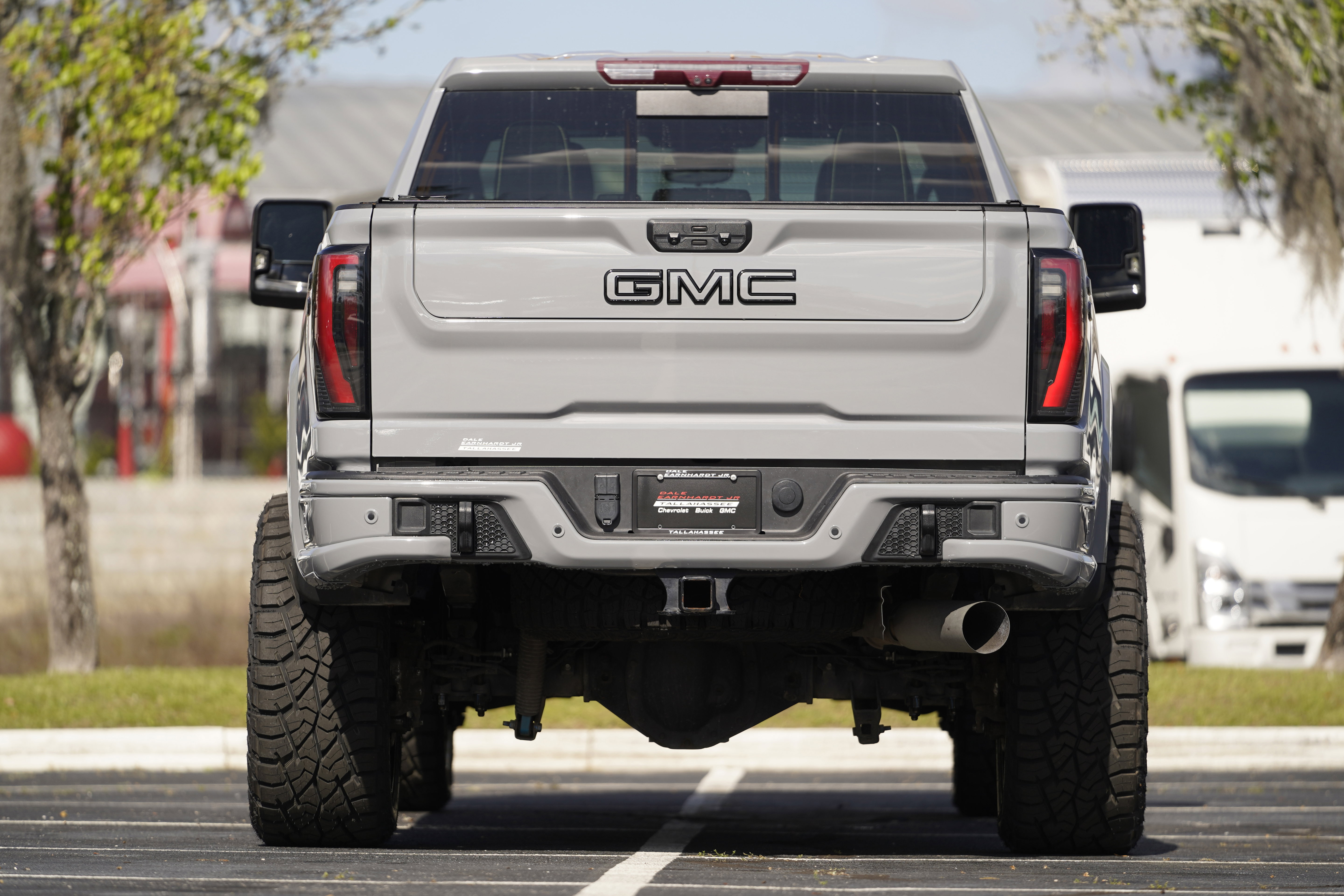 Used 2024 GMC Sierra 2500 AT4X w/ AT4X AEV Edition AWD/4WD image 45