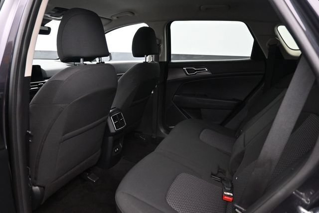 Used 2026 Kia Sportage LX FWD image 15