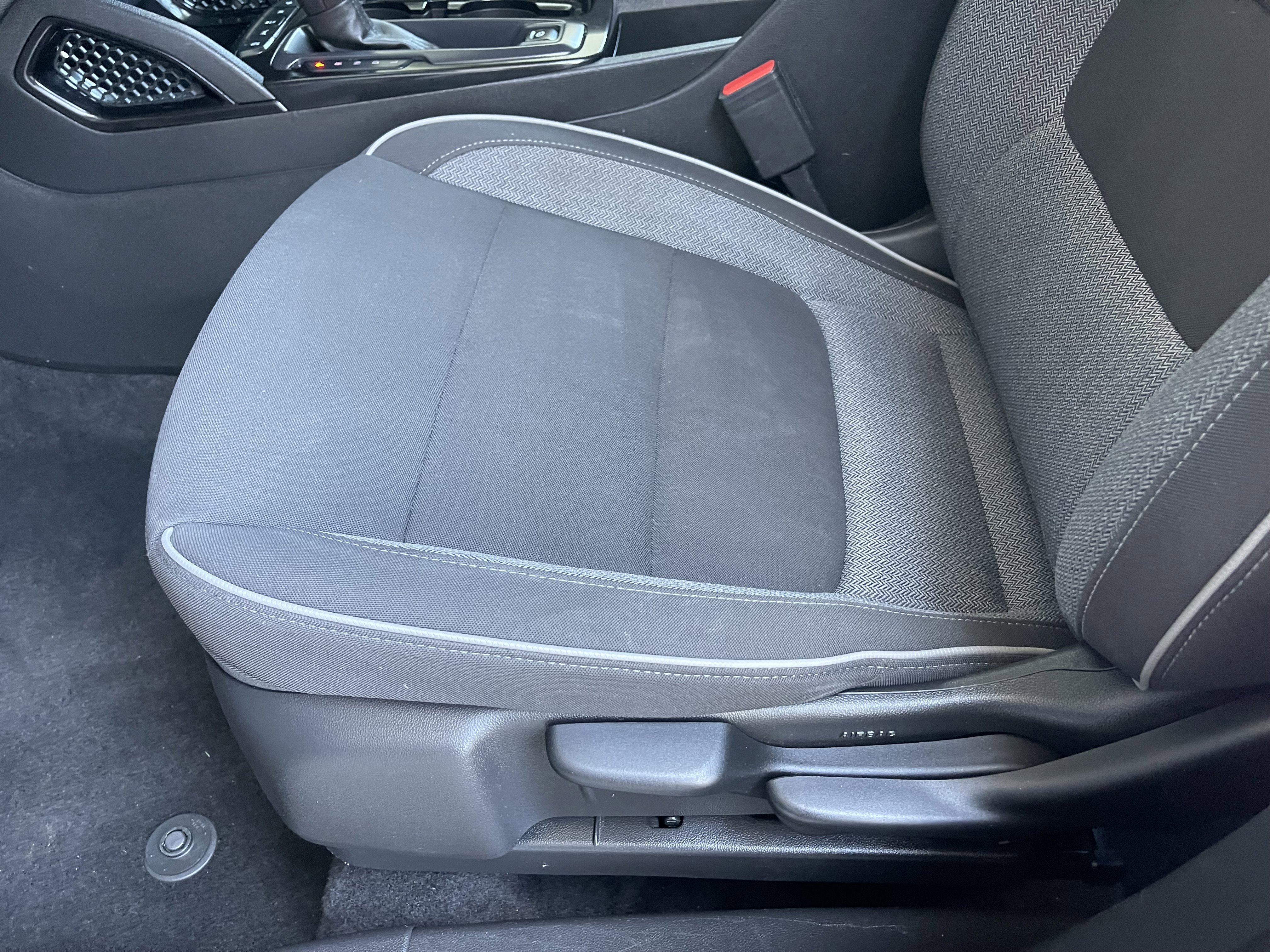 Used 2024 Chevrolet TrailBlazer LT FWD image 14