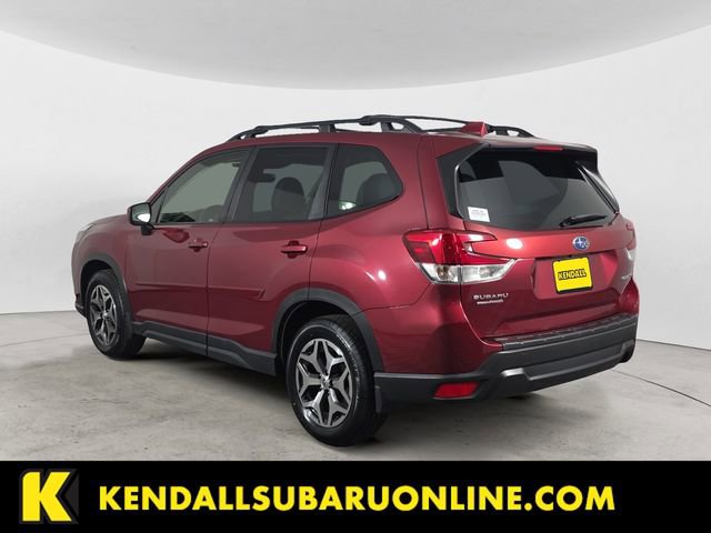 Certified 2023 Subaru Forester Premium AWD/4WD image 3