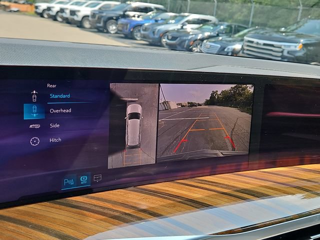 Certified 2026 Cadillac Escalade Platinum Sport w/ LPO, ONYX Package AWD/4WD image 15