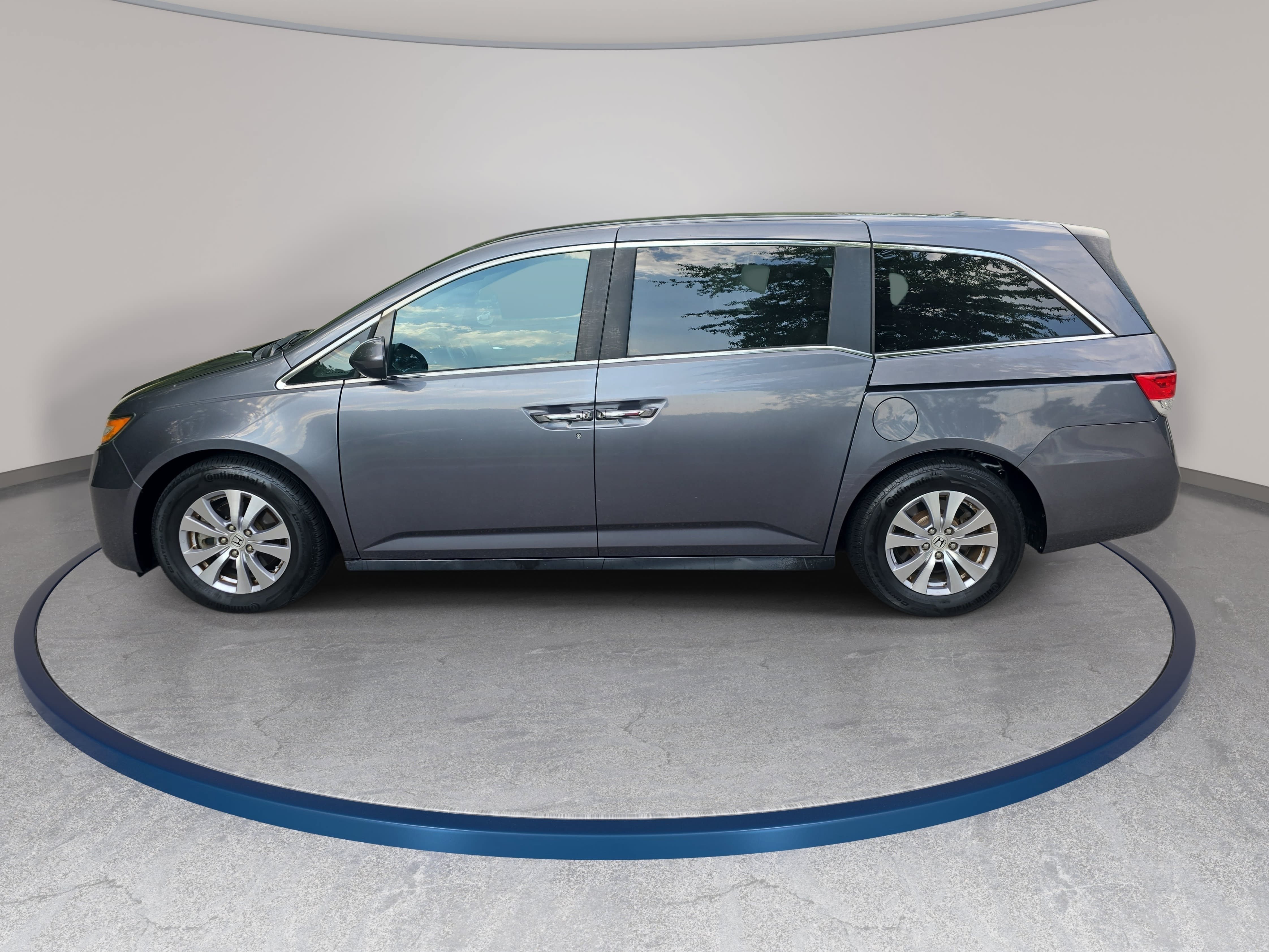 Used 2016 Honda Odyssey EX-L image 8