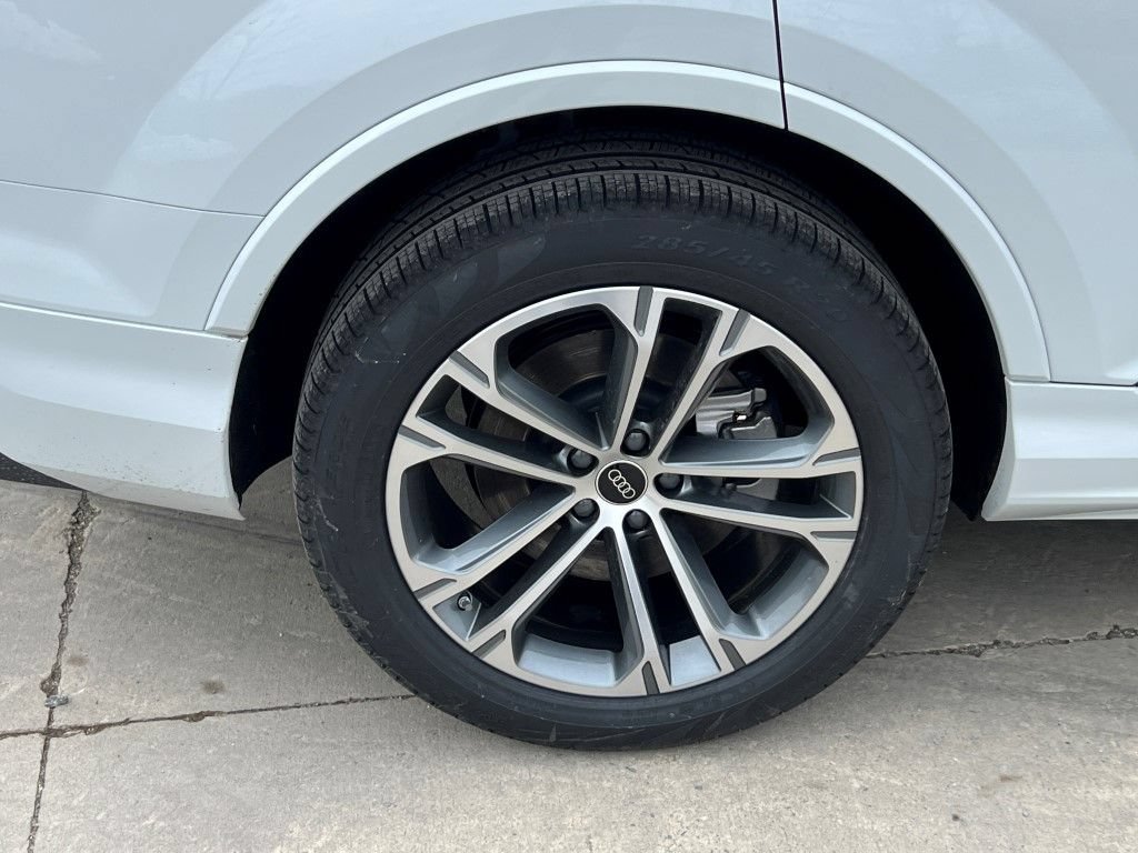 New 2026 Audi Q7 3.0T Premium AWD/4WD image 7