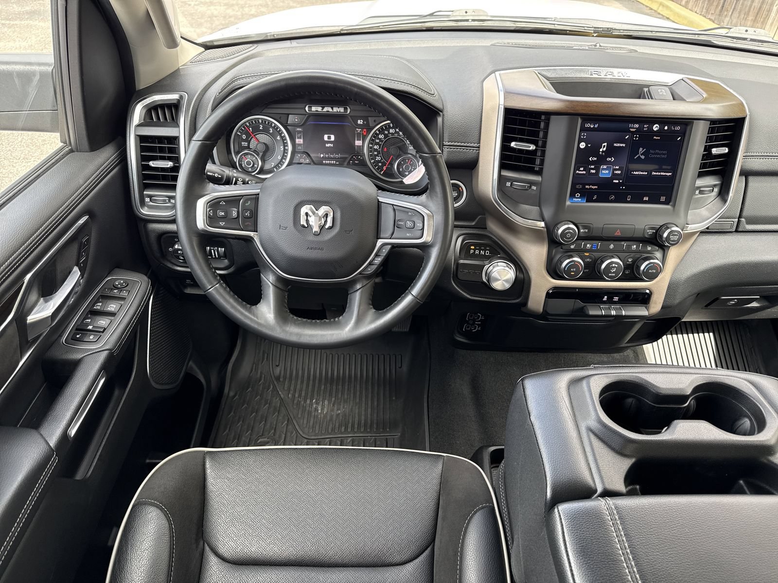 Used 2022 RAM 1500 Laramie RWD image 12