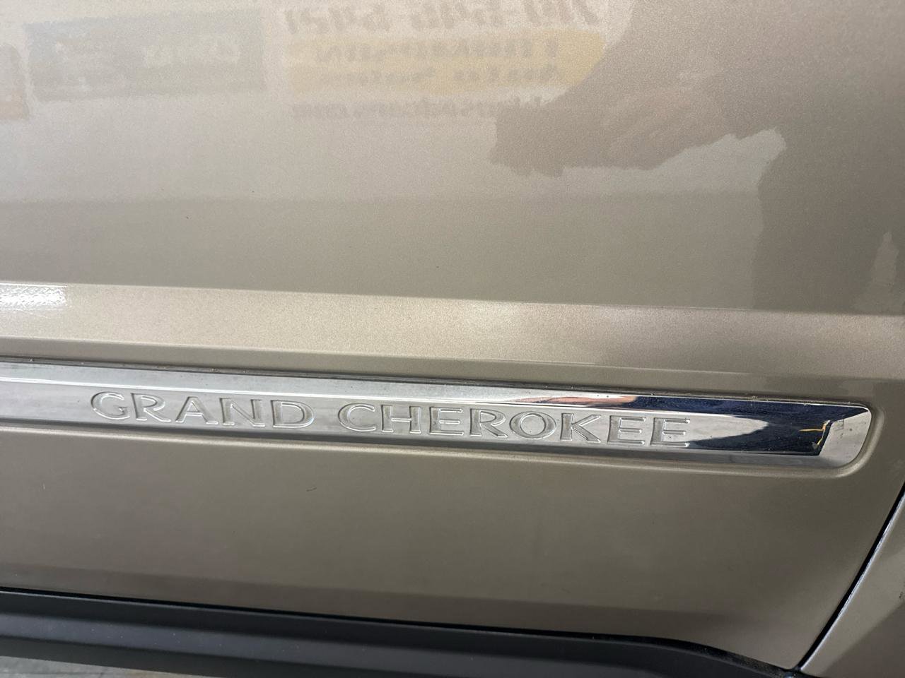 Used 2005 Jeep Grand Cherokee Limited AWD/4WD image 80