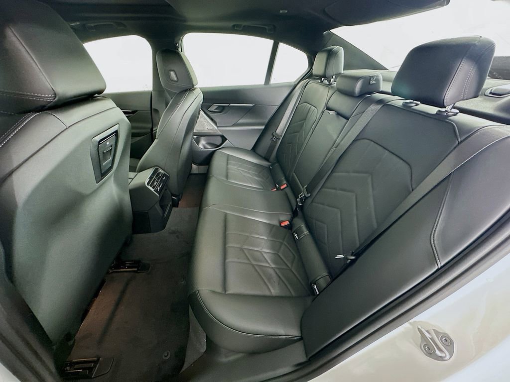 New 2026 BMW 530i xDrive image 31