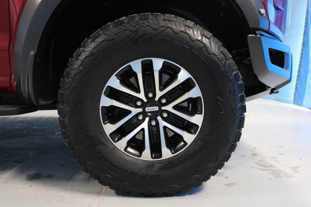 Used 2019 Ford F150 Raptor w/ Equipment Group 802A Luxury image 40