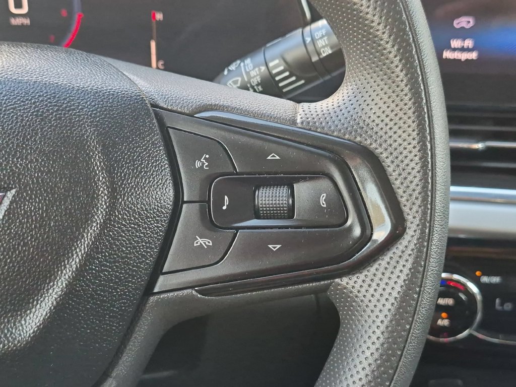 Used 2026 Chevrolet Trax LT FWD image 22