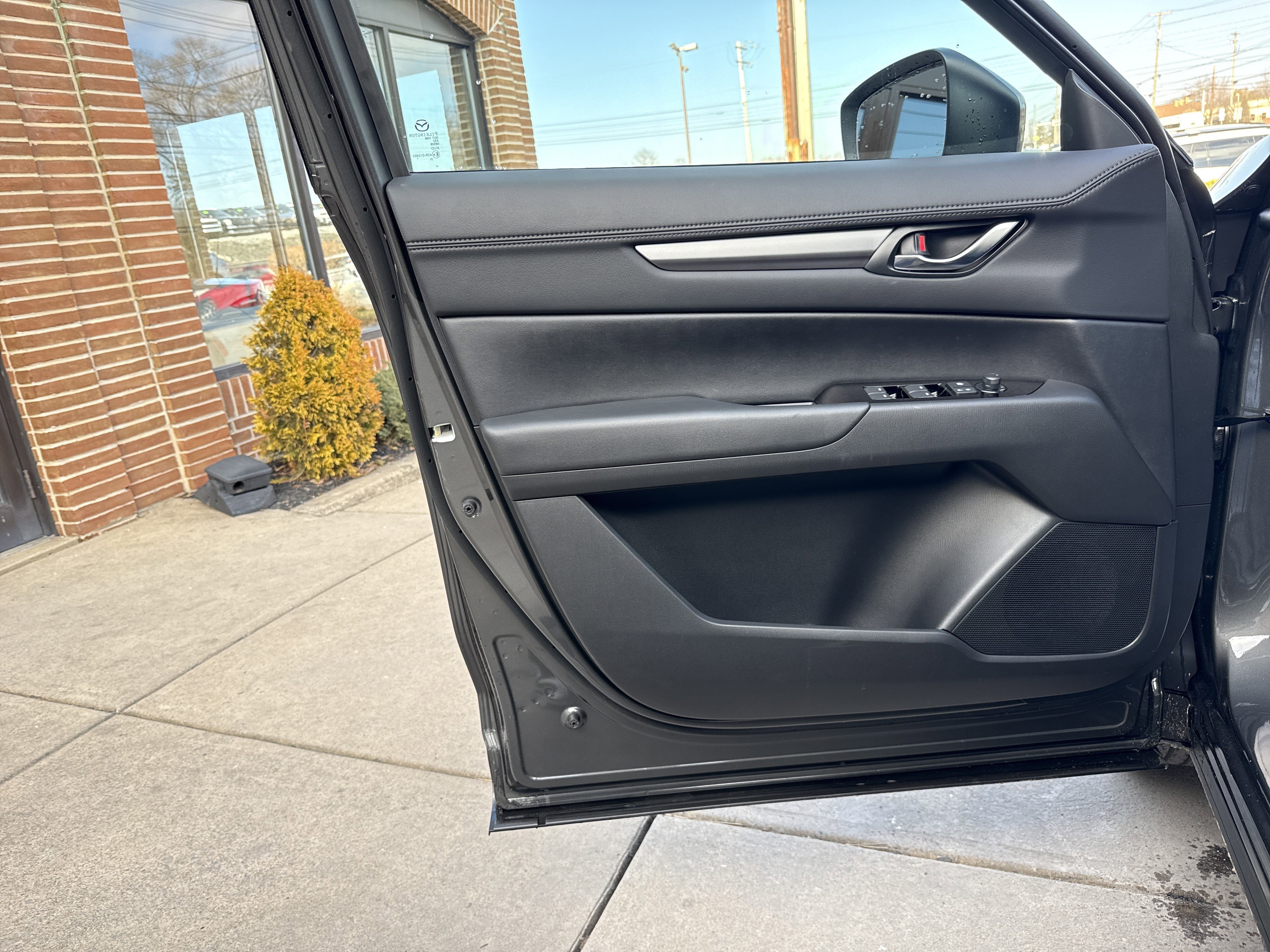 New 2025 MAZDA CX-5 AWD 2.5 S w/ Preferred Package image 15