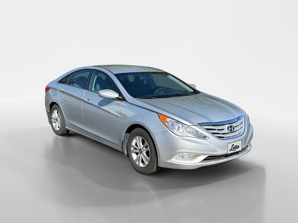 Used 2013 Hyundai Sonata GLS w/ Popular Equipment Pkg image 2